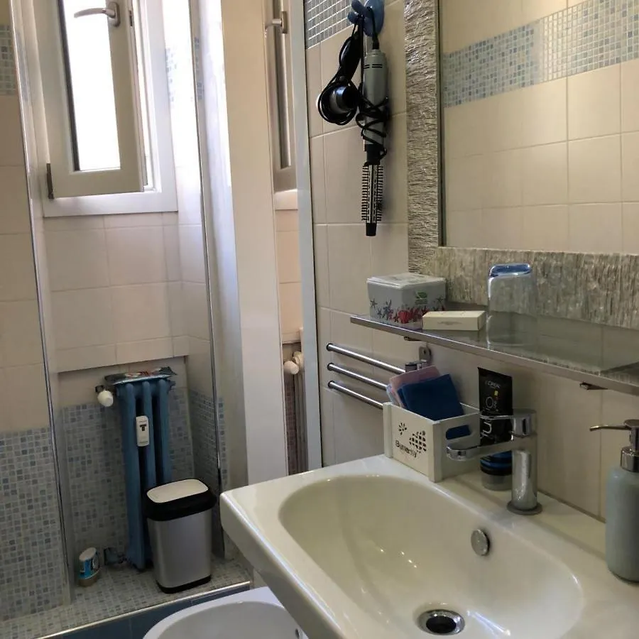 Διαμέρισμα ℒovely & ℰlegant Studio Next To Duomo/Missori Μιλάνο